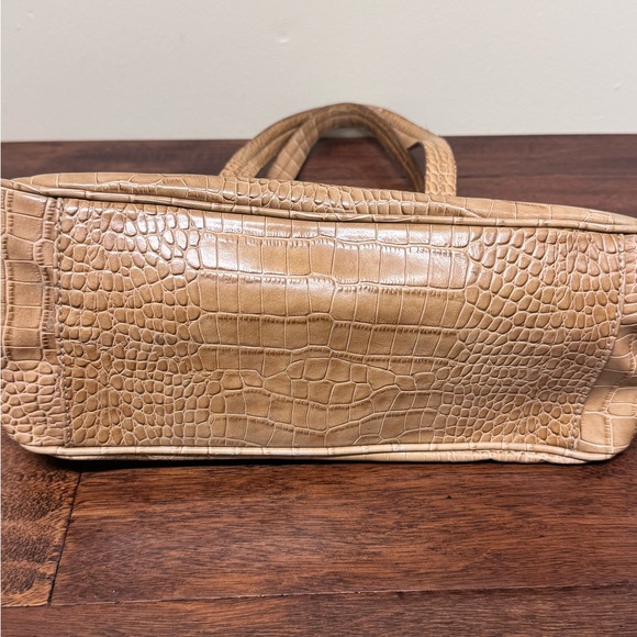 Vintage Nine West Faux Alligator Leather Handbag Purse - Picture 4 of 6